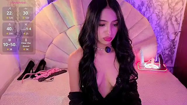  emma miller  online show from April 8, 2026, 11:32 am