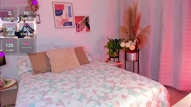 Misslaurenn online show from February 16, 2025, 1:14 am