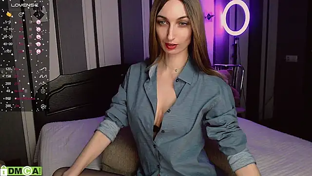 Snapshot of _Amelle_ chatting on February 18, 2025, 9:09 pm Amelle online show from February 18, 2025, 9:09 pm