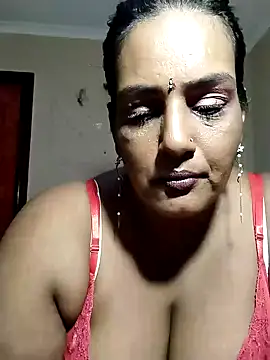 NWC4LYF online show from April 13, 2026, 8:36 pm