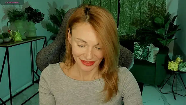 MistyBarnes online show from November 6, 2025, 1:45 pm