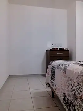 luizamello1234 online show from November 12, 2025, 10:09 pm