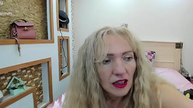 Snapshot of TrueFoxyyy chatting on March 8, 2025, 1:47 pm TrueFoxyyy online show from March 8, 2025, 1:47 pm