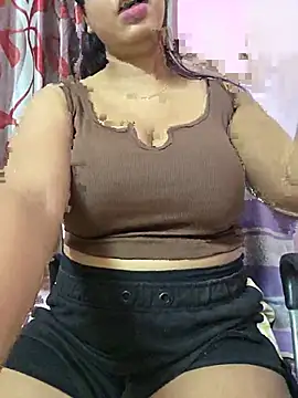 Snapshot of Nia__09 chatting on July 28, 2026, 6:20 pm Nia 09 online show from July 28, 2026, 6:20 pm