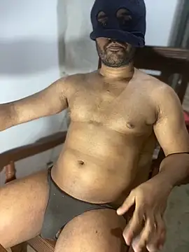 Snapshot of Lahirumadu2 chatting on February 18, 2026, 7:32 pm Lahirumadu2 online show from February 18, 2026, 7:32 pm