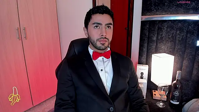 Snapshot of ItsMeEros chatting on February 14, 2025, 10:04 pm ItsMeEros online show from February 14, 2025, 10:04 pm