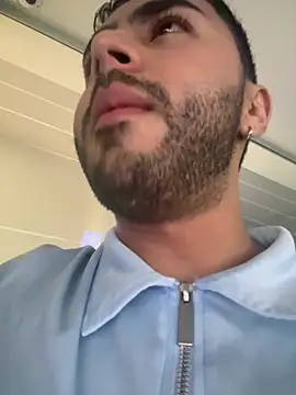 Snapshot of ItsMeEros chatting on March 13, 2025, 2:55 pm ItsMeEros online show from March 13, 2025, 2:55 pm