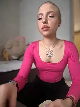Snapshot of pinkstar_ chatting on February 10, 2025, 6:53 am pinkstar online show from February 10, 2025, 6:53 am