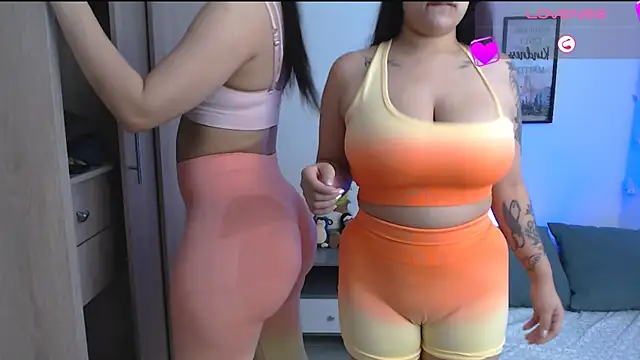 Snapshot of valeria4 chatting on July 15, 2026, 10:37 pm valeria4 online show from July 15, 2026, 10:37 pm
