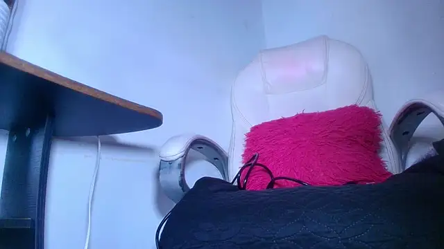 naomi kyse online show from January 11, 2025, 3:02 am