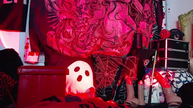 Silentmary online show from April 12, 2026, 2:49 am