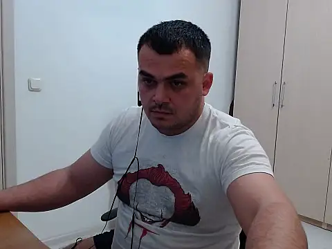 Snapshot of show_boy_97 chatting on May 1, 2026, 8:35 pm show boy 97 online show from May 1, 2026, 8:35 pm