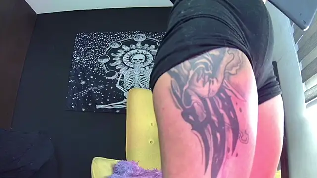 EvangelineCors online show from February 4, 2026, 6:25 pm