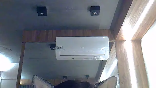 Snapshot of Skinny-Kitten chatting on July 18, 2026, 4:22 pm Skinny-Kitten online show from July 18, 2026, 4:22 pm