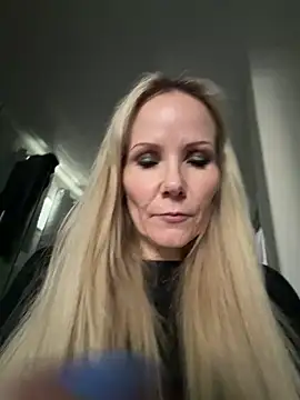 Sexual Lovable Doll online show from February 13, 2026, 9:33 pm