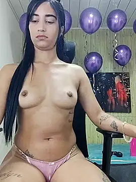 Snapshot of _nathaly_sweet chatting on February 20, 2025, 11:43 pm nathaly sweet online show from February 20, 2025, 11:43 pm