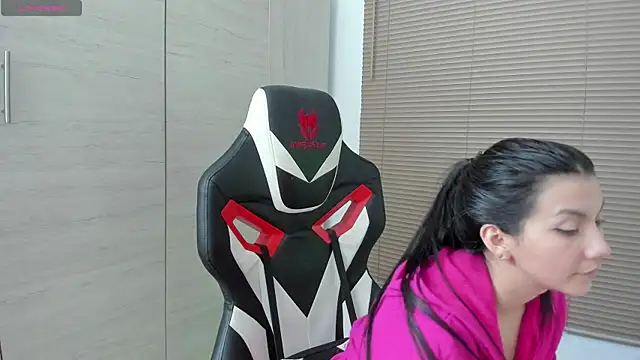 Gisell1501997 online show from March 5, 2025, 1:52 am