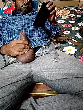 adicma123 online show from April 8, 2026, 1:11 pm