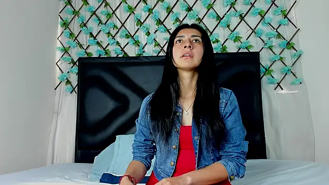 EmmaWilliamss online show from February 8, 2025, 4:36 pm