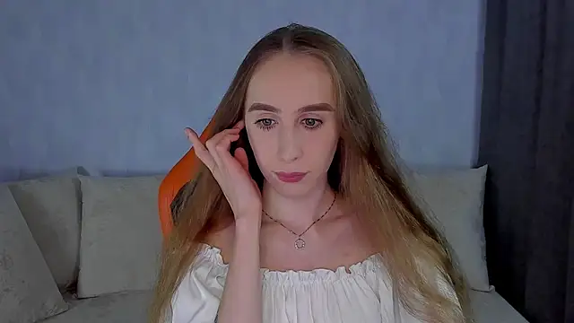  mira cle  online show from October 27, 2025, 10:47 pm