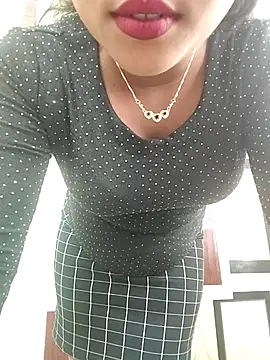 ANGE-MOU online show from January 12, 2026, 3:23 am