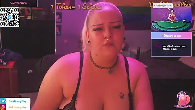 DarkBunnyPlay online show from November 13, 2025, 8:35 am