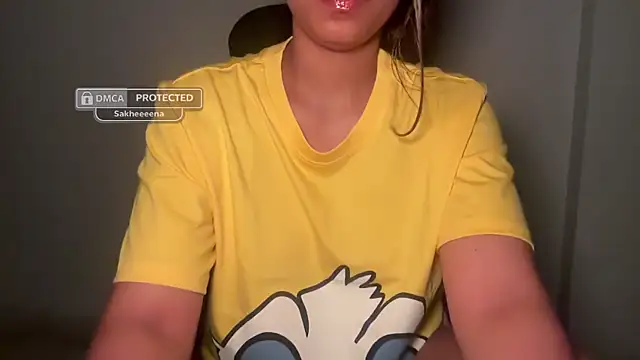 Snapshot of Queen_Sakhi chatting on June 10, 2026, 7:35 pm Queen Sakhi online show from June 10, 2026, 7:35 pm