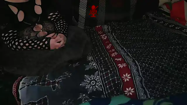 Snapshot of SussiundStrolch chatting on January 1, 2025, 1:59 pm SussiundStrolch online show from January 1, 2025, 1:59 pm