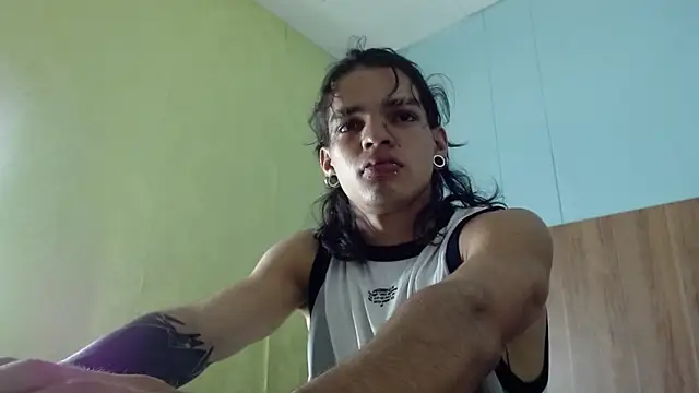 AlbertBernal69 online show from October 18, 2025, 1:52 am