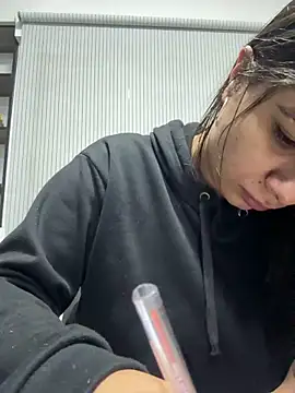 ZiaCalifa online show from December 14, 2025, 11:15 am