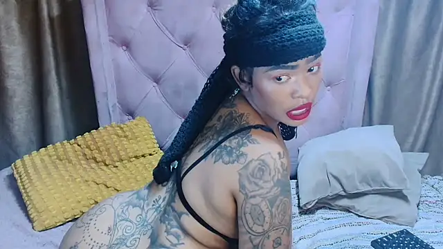 AFRICANGODDESSXXX online show from February 14, 2026, 2:30 am