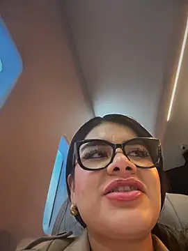 Insane Issa online show from March 5, 2025, 1:42 am