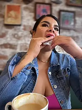 Insane Issa online show from March 14, 2025, 10:38 pm