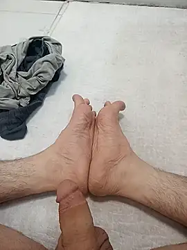 Hardapple01 online show from March 15, 2025, 10:22 pm