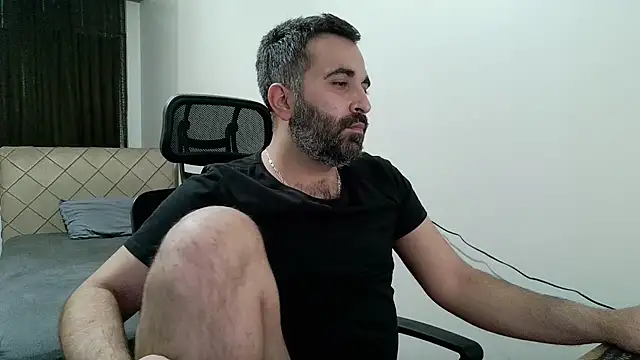 Snapshot of tgltplsr chatting on January 31, 2026, 10:41 pm tgltplsr online show from January 31, 2026, 10:41 pm