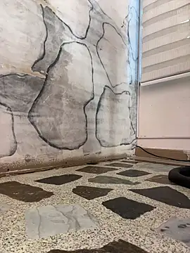 LunaBaker-1 online show from November 27, 2025, 8:11 pm