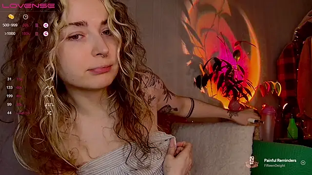 IttyKitty online show from April 21, 2026, 12:01 am