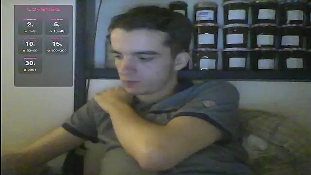 Snapshot of Tombgy07 chatting on December 7, 2024, 8:16 pm Tombgy07 online show from December 7, 2024, 8:16 pm