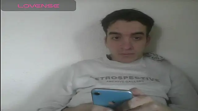 Snapshot of Tombgy07 chatting on March 15, 2025, 2:34 pm Tombgy07 online show from March 15, 2025, 2:34 pm