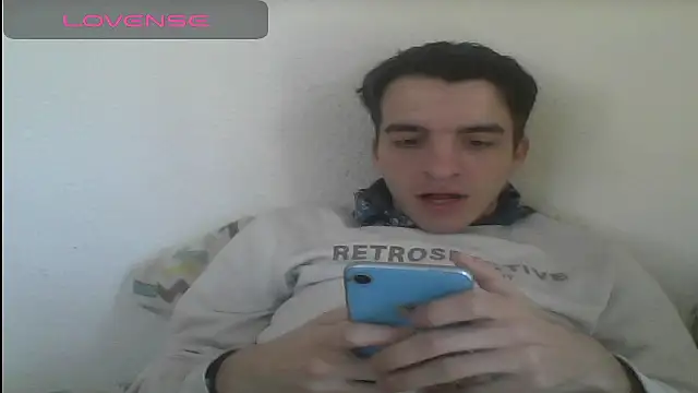 Snapshot of Tombgy07 chatting on March 18, 2025, 9:31 am Tombgy07 online show from March 18, 2025, 9:31 am