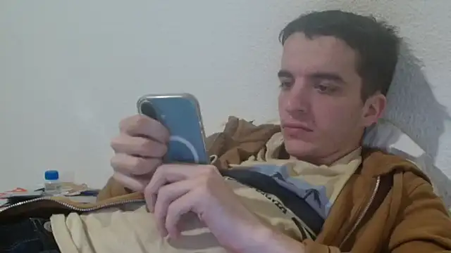 Tombgy07 online show from April 3, 2026, 7:56 pm