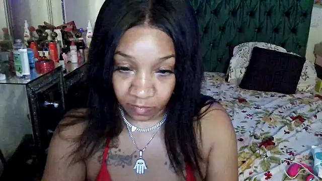 Snapshot of YasmineMinaj chatting on September 24, 2025, 3:21 am YasmineMinaj online show from September 24, 2025, 3:21 am