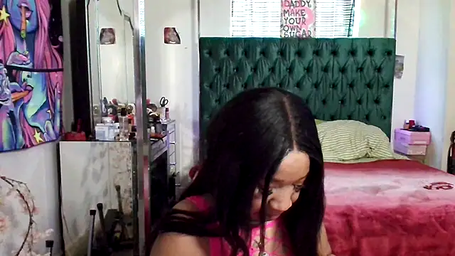 YasmineMinaj online show from November 3, 2025, 8:54 pm