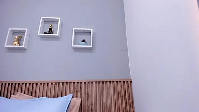 Snapshot of SalommeeT chatting on February 1, 2026, 7:18 am SalommeeT online show from February 1, 2026, 7:18 am