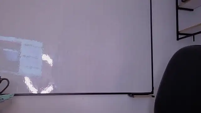 Isabella lt online show from February 17, 2026, 10:12 am