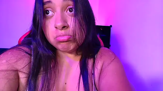 Soysofiarodrigu online show from October 15, 2025, 10:10 pm