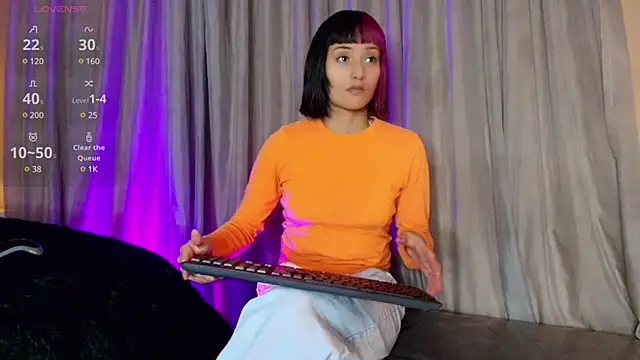Snapshot of tati_cardenas chatting on March 7, 2025, 4:02 am tati cardenas online show from March 7, 2025, 4:02 am
