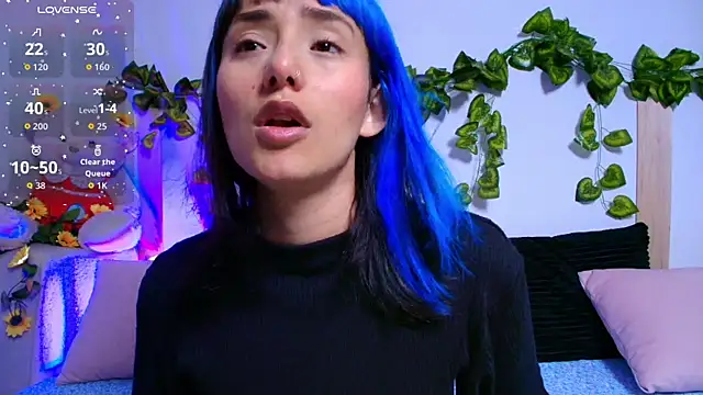 tati cardenas online show from December 19, 2025, 5:47 am