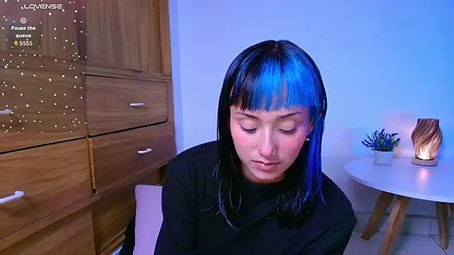 tati cardenas online show from March 4, 2026, 3:01 am