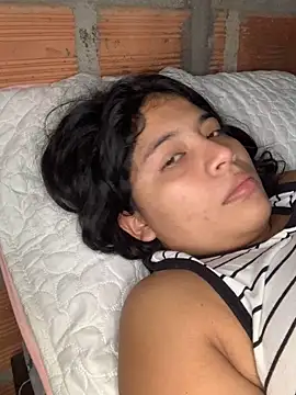 moncerrat luna online show from January 25, 2025, 11:34 am